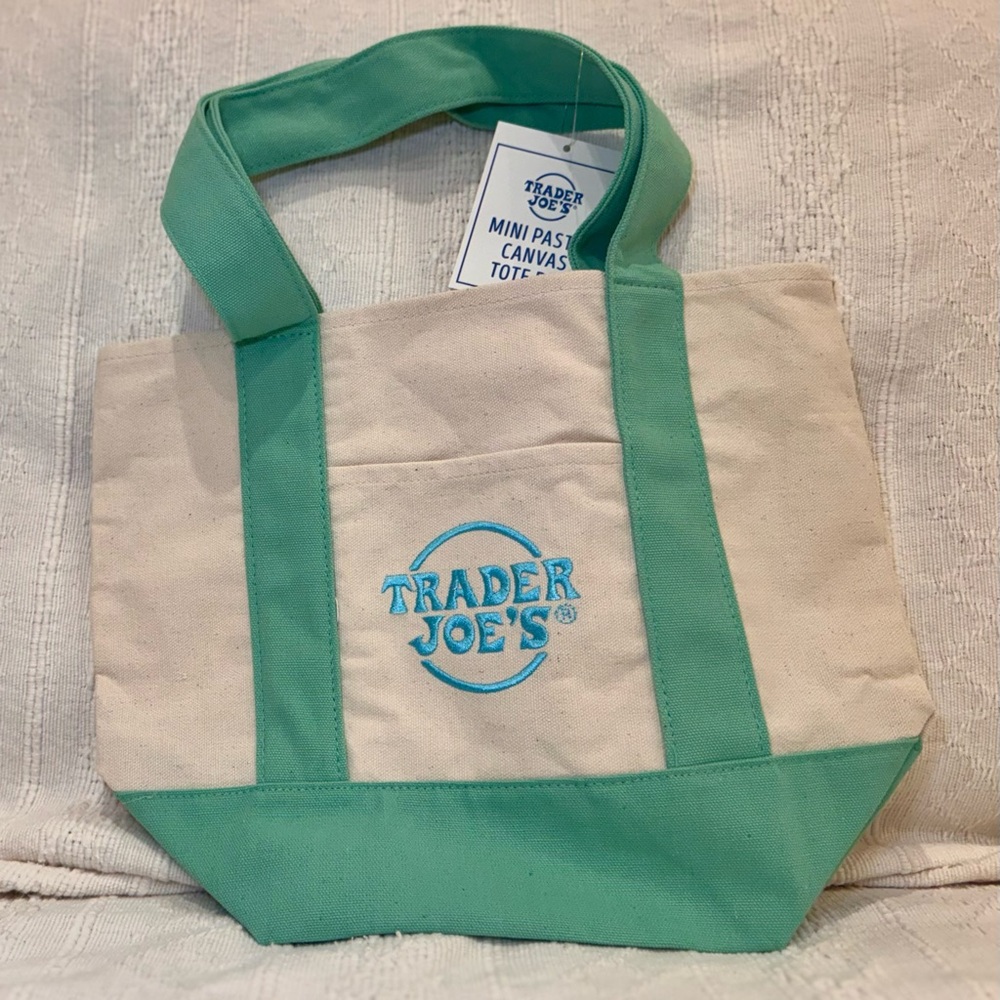 NWT Trader Joe’s Mini Canvas Tote Bag in Mint Green
